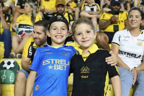 Galeria de fotos: mais de 7 mil torcedores acompanham empate entre Tigre e Athletic pela Série B