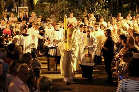 Dom Jacinto preside a Solene Vigília Pascal na Catedral