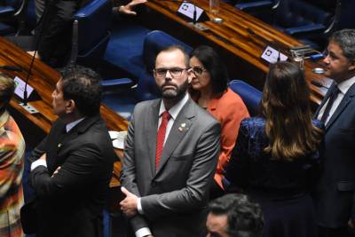 Senador Jorge Seif oficializa pedido de informações sobre suspensão da pesca da tainha