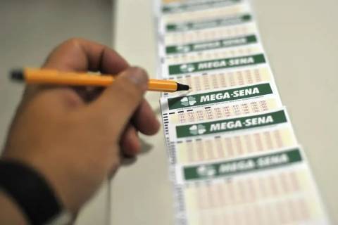 Apostas de Criciúma acertam a quadra na Mega-Sena de R$ 33 milhões