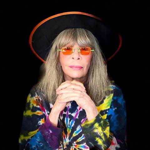 Aos 75 anos, morre Rita Lee, cantora e compositora 
