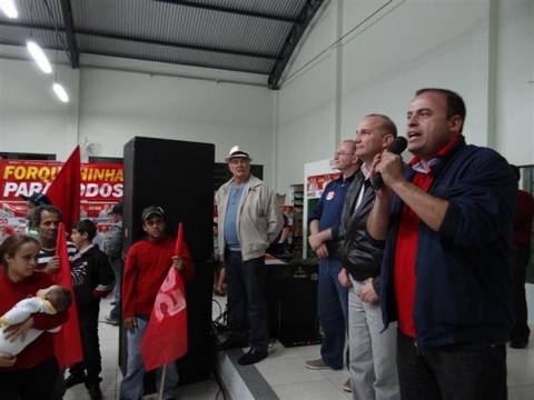 Neguinho e Félix mantém comícios em Forquilhinha