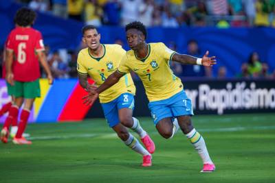 Forquilhinha instala telão para passar os jogos do Brasil na Copa do Mundo