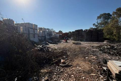Vídeo: bombeiros utilizam mais de 4 mil litros de água para combater incêndio em Criciúma
