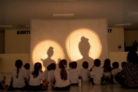 Grupo turvense utiliza teatro de sombras para fomentar a cultura e a inclusão social 