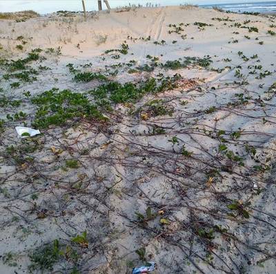 Motociclistas são autuados por trafegarem nas dunas em praia de Jaguaruna