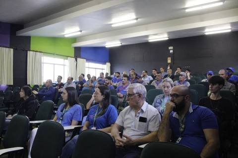 Novembro Azul é tema de bate-papo entre colaboradores da Satc