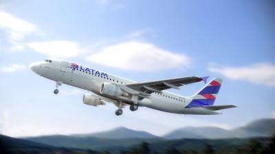 LATAM inaugura voo direto entre Porto Alegre e Santiago