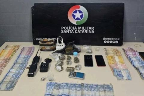 Dupla é presa por tráfico de drogas em Criciúma