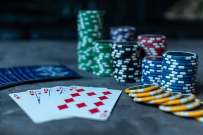 Nações Shopping inicia o mês de dezembro com o Poker Nações