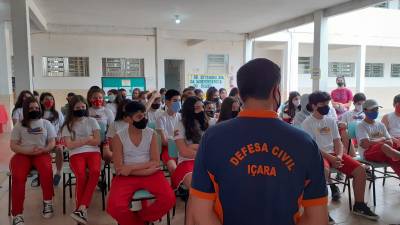 Alunos da escola Tranquillo Pissetti recebem projeto Defesa Civil na Escola