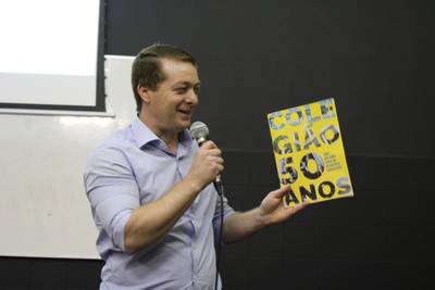 Estudantes da UniSatc criam revista em homenagem aos 50 anos do Colegião