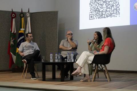 UniSatc promove bate-papo sobre cyberbullying e fake news