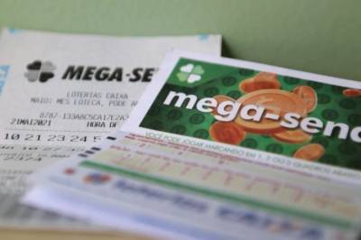 Sem acertadores, prêmio da Mega-Sena acumula e vai a R$ 11 milhões; veja dezenas sorteadas