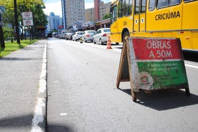 Pontos de ônibus repavimentados até os Jasc