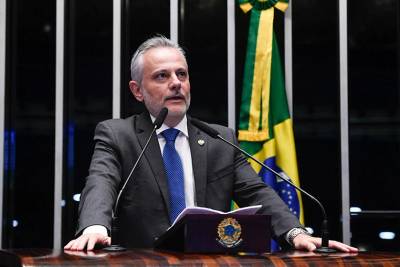 Beto Martins encerra passagem pelo Senado