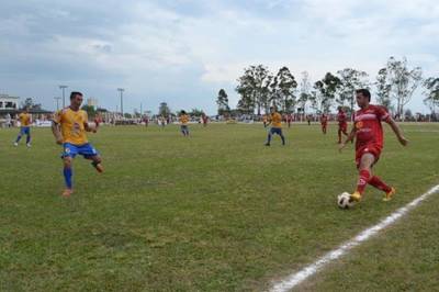 Metropolitano vence a primeira partida da final