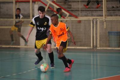 Anjos do Futsal renova parcerias em oito municípios