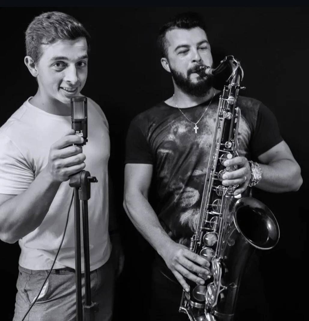 Clássico e moderno: saxofonista traz inovação e união do tempo antigo com o presente — foto 2