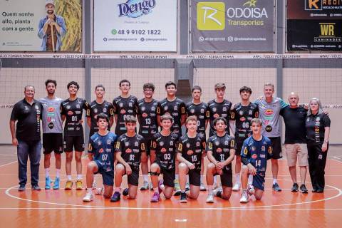 Vôlei de Forquilhinha conquista etapa do Campeonato Estadual