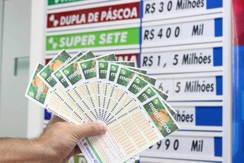 Mega-Sena sorteia nesta terça-feira prêmio estimado em R$ 120 milhões