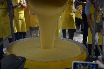 VÍDEO: Com tombo da polenta, Festa das Etnias é lançada