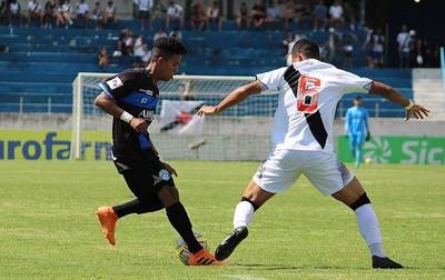 Atlético Tubarão enfrenta o Vasco pela Copa do Brasil 