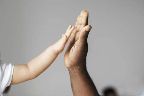 Divórcio não encerra a paternidade: presença do pai é decisiva para os filhos, mesmo após a separação