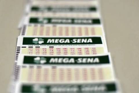 Mega-Sena sorteia prêmio de R$ 25 milhões neste sábado