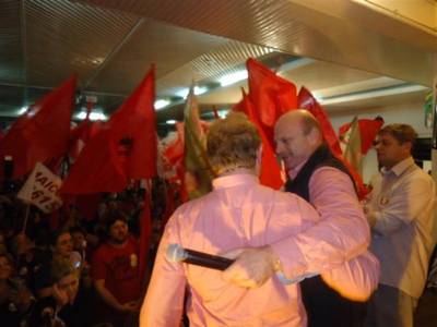 Alemão e Lilo fazem último comício e agradecem apoio na campanha