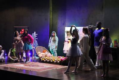 Projeto Teatrando leva a magia do teatro para as escolas da região