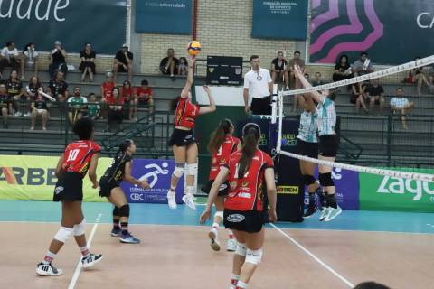 Mampituba vence e garante permanência na Superliga B