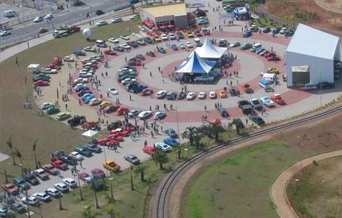 Criciúma recebe exposição de carros antigos neste fim de semana 