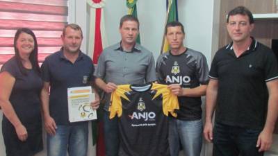 Jacinto Machado fecha parceria com Anjos do Futsal