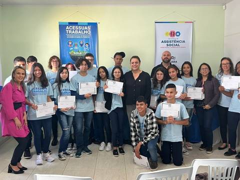 Içara forma 20 jovens em oficinas profissionalizantes