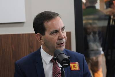 Arlindo Rocha debate filas na saúde, criação do Samae e proximidade com programas do governo federal