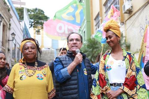 Mulheres chegam ao centro da disputa eleitoral e podem definir se haverá segundo turno no país