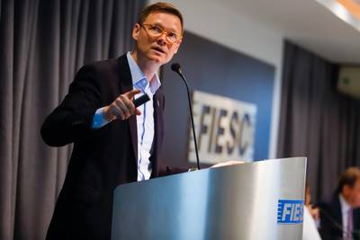  “A Secretaria da Fazenda será o elo nesse ciclo virtuoso da economia”, diz Cleverson Siewert