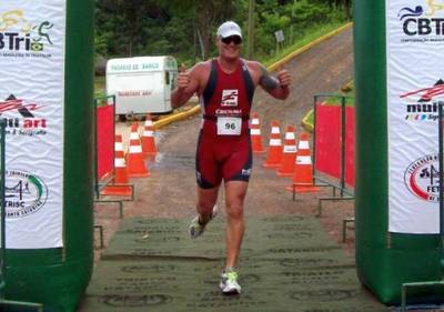 Zappelini é campeão catarinense no triathlon