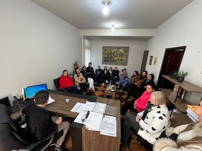 Demora na reposição de médicos em Urussanga é tratada em reunião