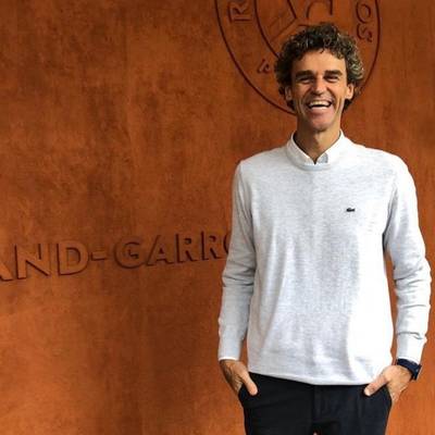 Há 20 anos, Gustavo Kuerten se tornava tricampeão de Roland Garros