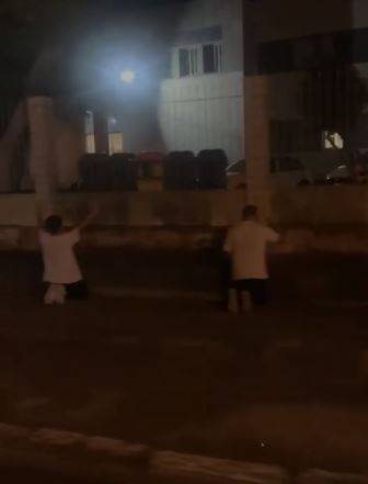 Imbituba: grupo faz oração em frente a hospital; município teve nove óbitos por Covid em cinco dias