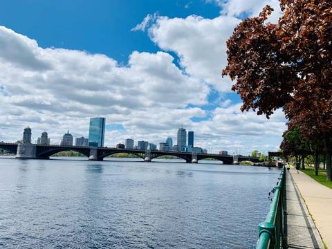 Catarinense conta como está perspectiva de reabertura em Massachusetts