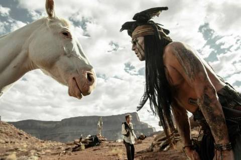 Johnny Depp é o Cavaleiro Solitário