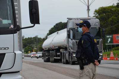Feriado teve redução do número de acidentes nas rodovias federais em SC