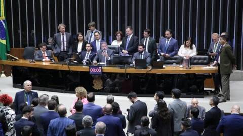 Pelo Estado 16/07: Sites estrangeiros antecipam cobrança de taxa