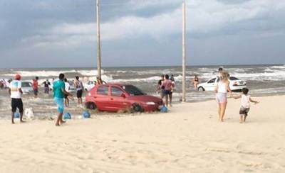 TRF impede circulação de veículos nas praias e dunas de Araranguá