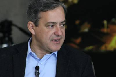 Vaguinho reforça importância da vacina contra Covid-19 em crianças, mas frisa: ‘decisão é da família’