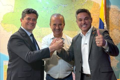 Pelo Estado 09/10: Flávio Bolsonaro tem reforço catarinense para segundo turno