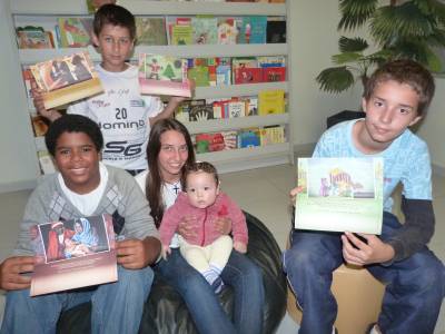 Cartões de Natal do Bairro da Juventude estão disponíveis para venda